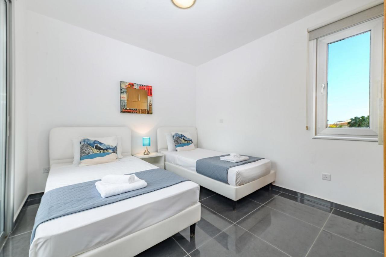 Blue Pelagos Villa Protaras Exterior photo